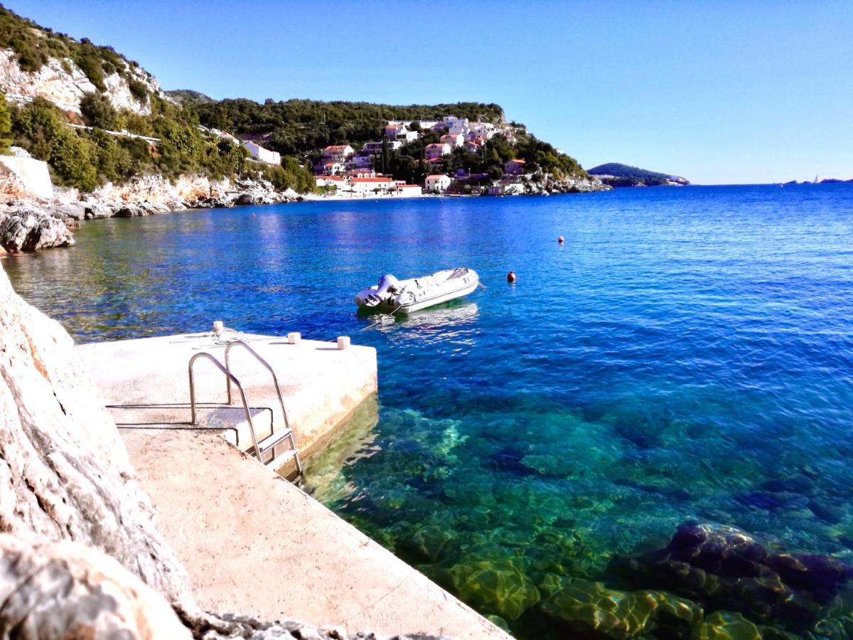 Beach House On The Cliff Zaton  Bagian luar foto